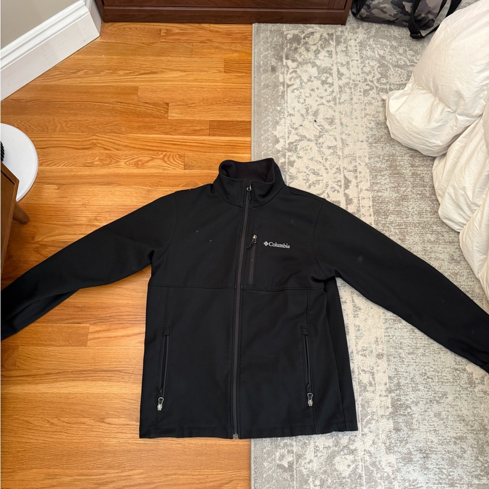 Columbia Men's Black Performance Jacket